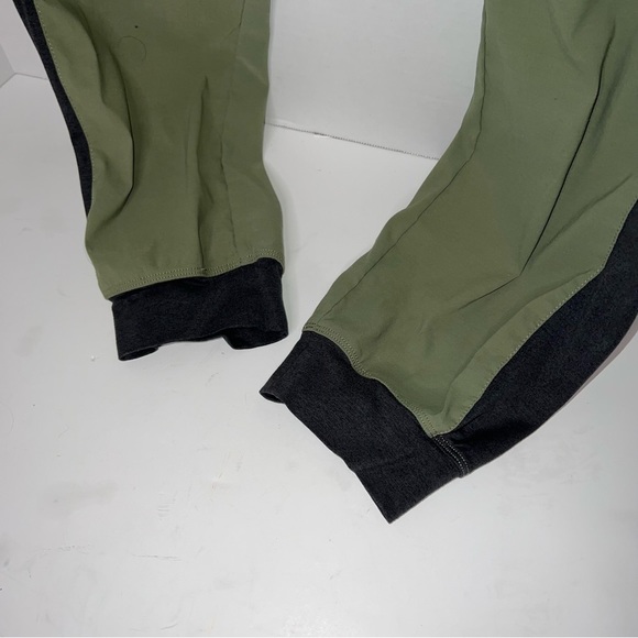 The North Face Womens Green and Gray Skinny Leg Track Pants - Picture 4 of 10